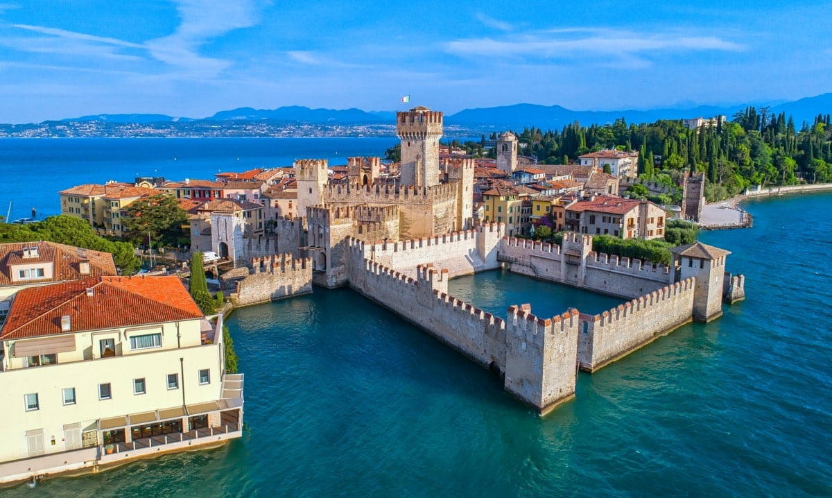 Italy-Sirmione Hotel-4-curated Italy