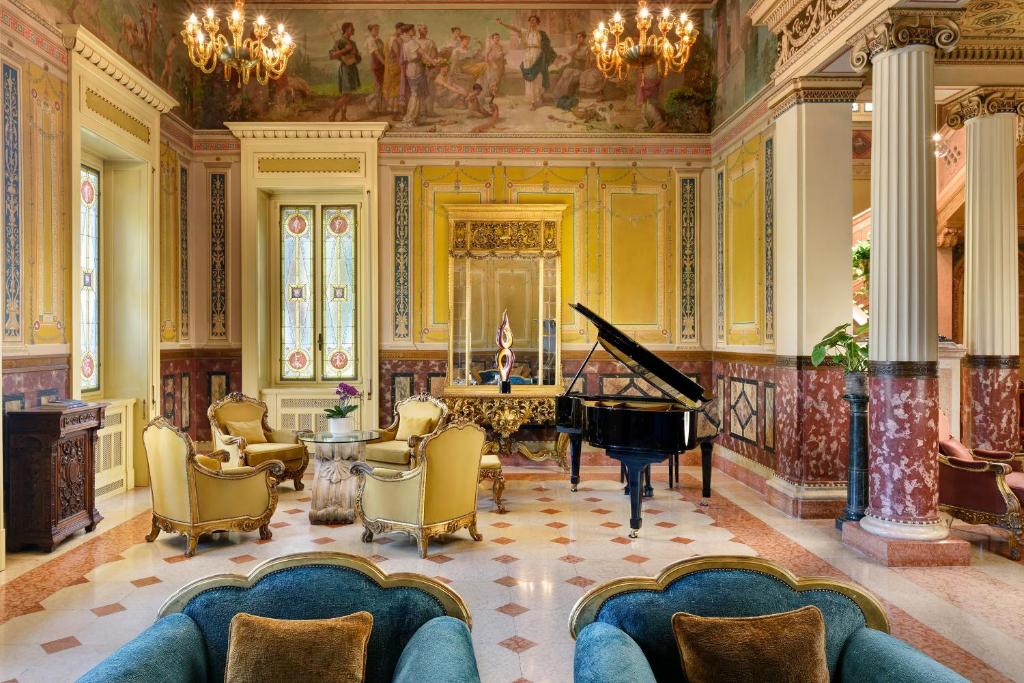 Italy-Sirmione Hotel-4-curated Italy