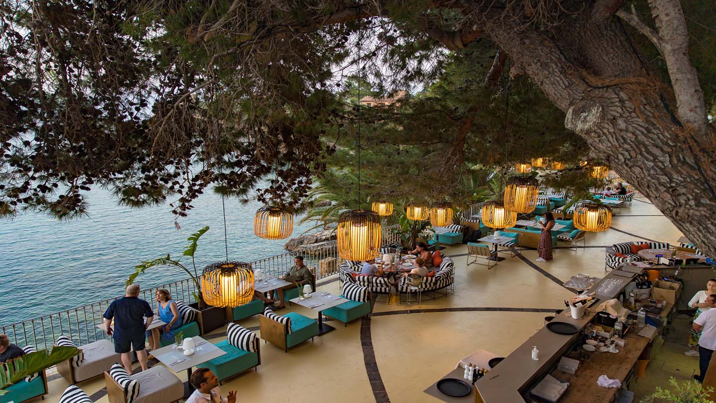 Italy-Cefalu Hotel-1-curated Italy