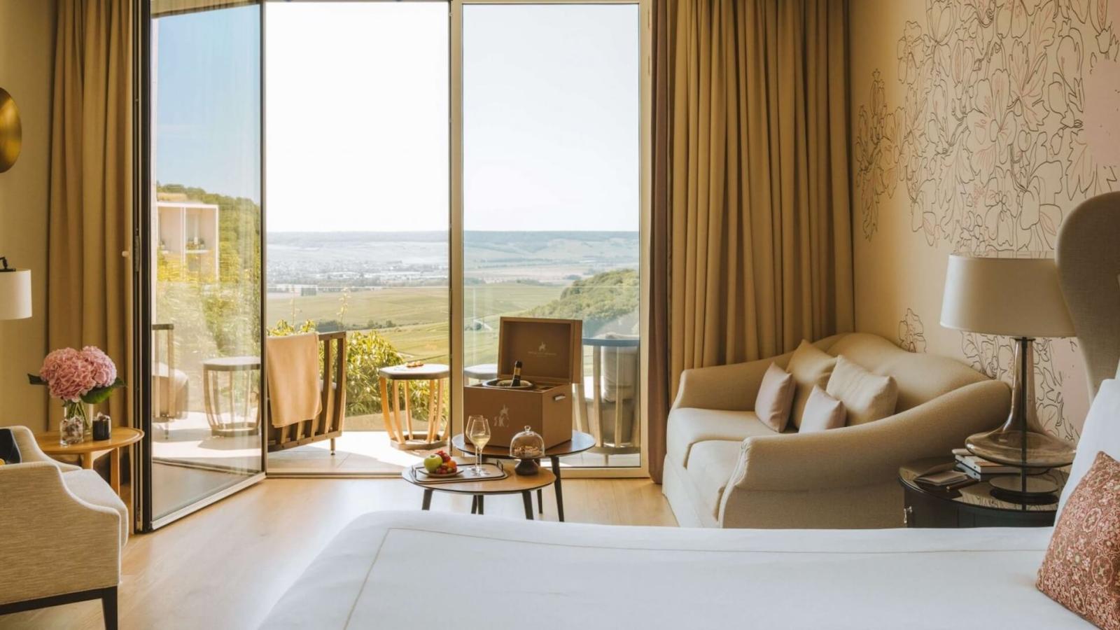 France-Champagne Hotel-3-curated France